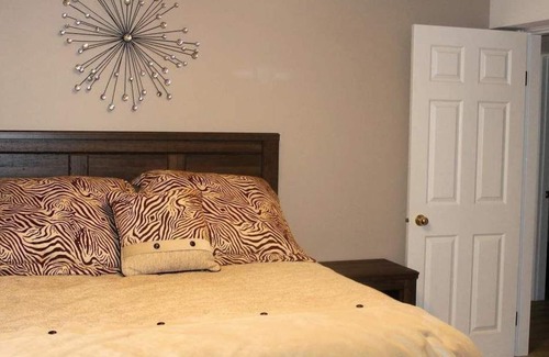 Terrace House | Remo Ridge Bed & Breakfast