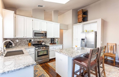 Elk Grove House | Remodel Spacious Clean & Safe Elk Grove Home