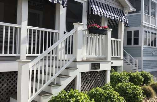 Bethany Beach Cottage | Remodeled Bethany cottage just steps from the beach!
