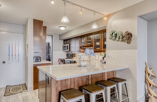Kahana Condo | Remodeled Ocean View Condo with Beach Access, Resort Pool & Hot Tub