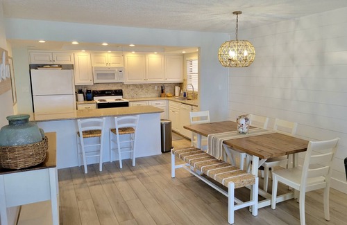 Ponce Inlet Condo | Remodeled oceanfront condo w/oversized balcony on tranquil no-drive Ponce Inlet