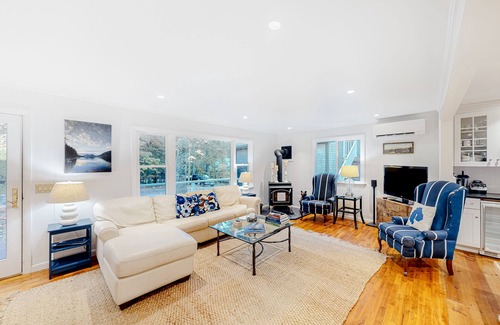 Seal Harbor House | Remodeled, single-level cottage with washer/dryer & central AC - near everything