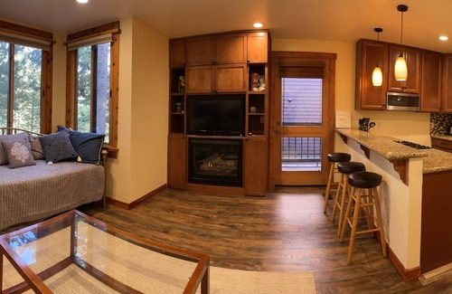 Truckee Condo | Remodeled Ski In/out Condo At Northstar Resort