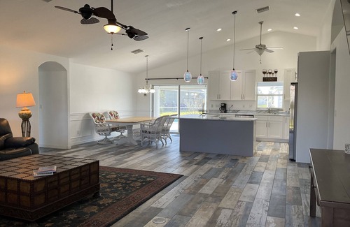 Sun 'N Lake House | Remodeled with pool/spa home in golf resort for rental! Very cool house!