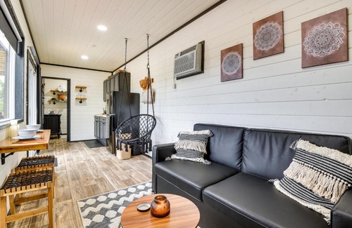 Thurber House | Remote Strawn Container Home with Hot Tub!