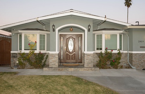Santa Clara House | Remote work, visitor's Love 4B with 2x suites/3BR- Levis, Kaiser, Great America