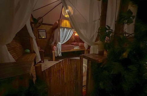 Amadeo House | Remy's Nest