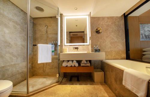 Wangfujing Shopping Area Hotel | Renaissance Beijing Wangfujing Hotel