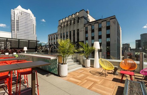 Downtown Montreal Hotel | Renaissance Montreal Downtown Hotel