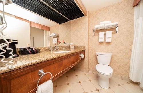 Downtown Reno Hotel | Reno Suites