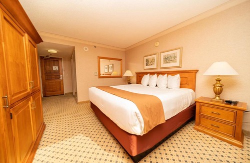 Downtown Reno Hotel | Reno Suites