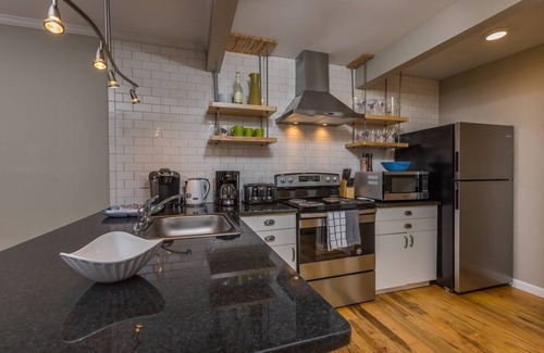 Winston - Salem Apartment | Renovated 1BR Apartment Steps from WFU Hospital