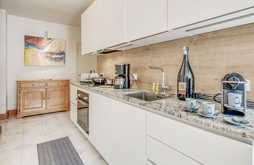 Tignes le Lac Apartment | Renovated 3-room apartment in Tignes for 8 pers. with balcony, peace and comfort