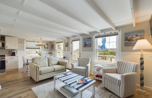 Jerusalem House | Renovated, a/c, water views, steps to association beach