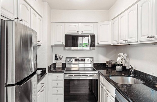 Napili-Honokowai Condo | Renovated and spacious 2bd - oceanfront resort