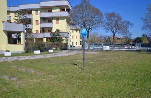 Lido delle Nazioni Apartment | Renovated apartment with parking in Residence with swimming pool Lido Nations