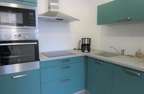 Perros-Guirec Apartment | Renovated apartment with well equipped WIFI in the city center of PERROS-GUIREC