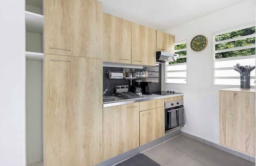 Pelican Key Apartment | Renovated Apartment with pool and ocean view#5
