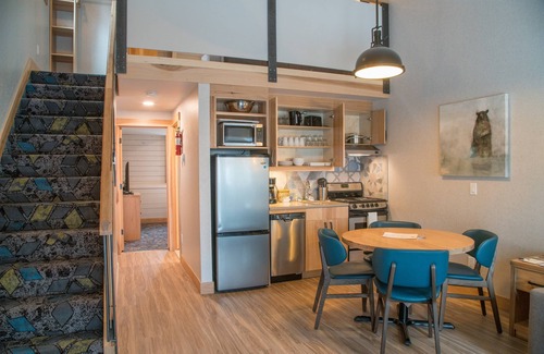 Banff Condo | Renovated Banff Condo + Loft | Private Balcony!