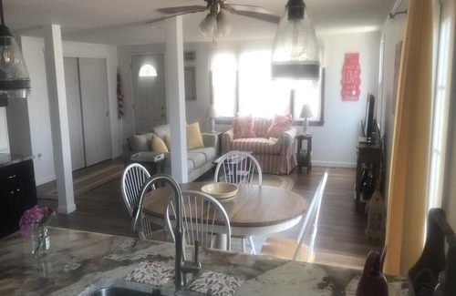 Surf City House | Renovated Bay side home in the heart of Surf City! 118971