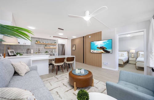 Waikiki Condo | Renovated Boutique-Style Ocean View Condo w/Parking - Secret Door Surprise!