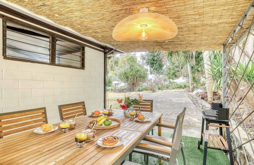 Bois de Nefles Villa | Renovated Creole villa in a peaceful setting with stunning sea views.