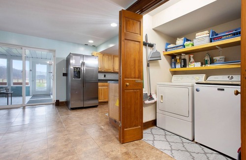 Byron Center House | Renovated Dairy Barn – 5 Beds, 2.5 Baths, Spacious, Accessible & Stylish