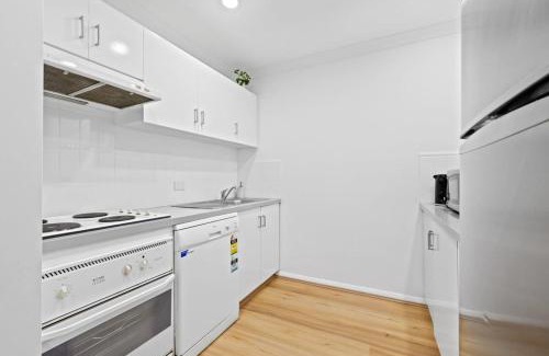 Northbridge Apartment | Renovated Family Apartment with Pool & WiFi