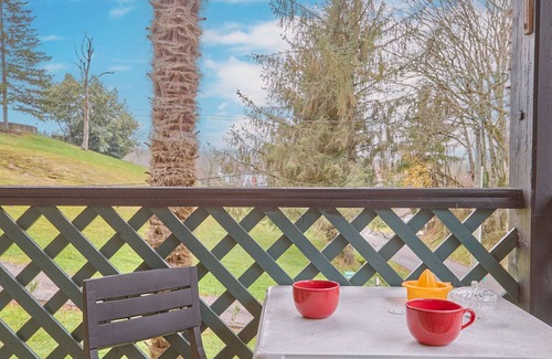 Barbotan-les-Thermes Apartment | Renovated T1 Bis in Barbotan with balcony and parking