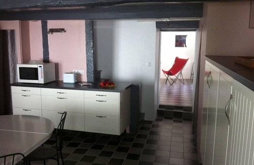 Saint-Denis-d'Oleron House | Renovated fisherman's house: small garden, heart of village, near beaches-Wifi, bikes