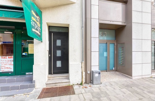 Gare Apartment | Renovated Gare 2BR nr bus station, by Blueground