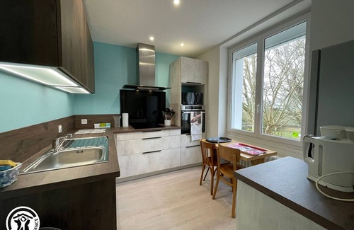 Cheffois Cottage | Renovated house near Rocher de Cheffois with Wifi