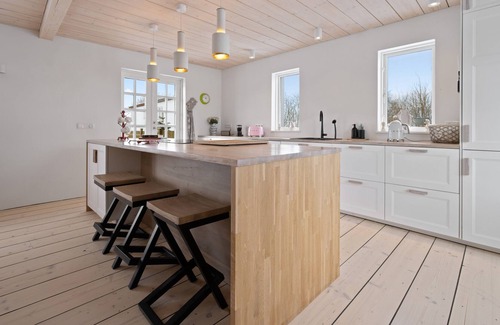 Mosfellsbaer House | Renovated house with a feel of the countryside.