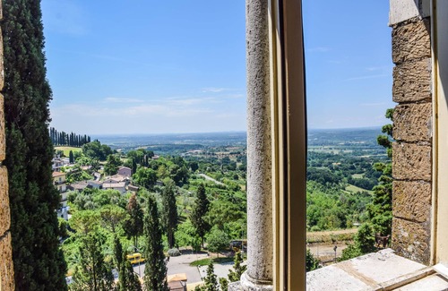 Otricoli House | Renovated manor with private garden, private pool and air conditioning