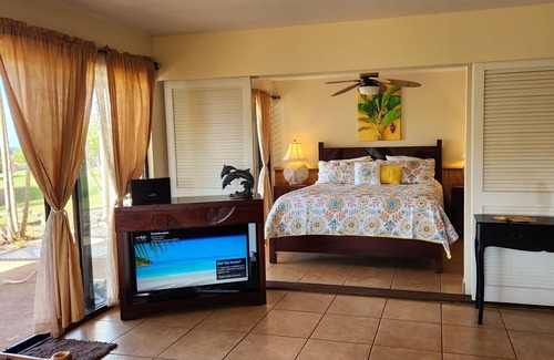Maunaloa Condo | Renovated Private End Unit location with Ocean Views