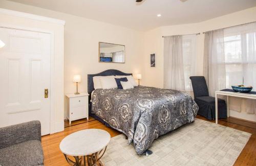 Cleveland Circle House | Renovated, Sunny, Spacious Studio In Boston