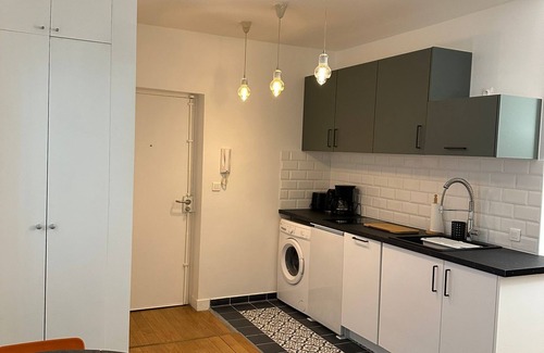 Montmartre Apartment | Renovated terrace apartment in Montmartre