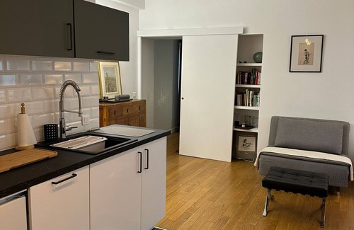 Montmartre Apartment | Renovated terrace apartment in Montmartre