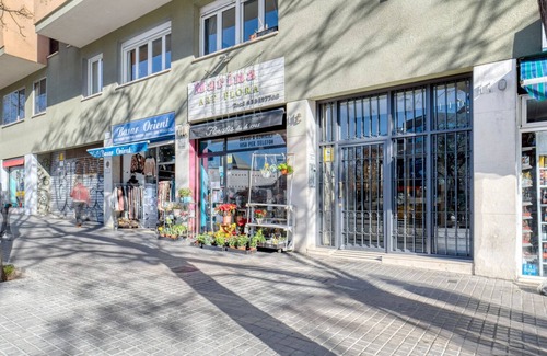 El Parc i la Llacuna del Poblenou Apartment | Renovated Vila Olimpica del Poblenou 3BR w/Balcony, by Blueground
