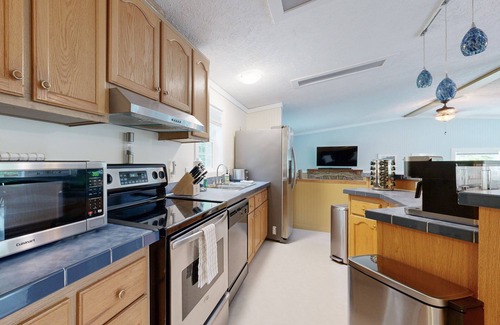 Gardiner House | Renovated waterfront home with amazing views, dock, yard games & fireplace