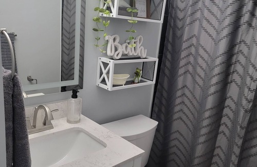 Orland Park Condo | Renovated, with updated appliances and fully furnished with brand new furniture