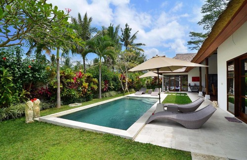 Melayang Villa | Rent a Luxury Villa in Bali Close to the Beach, Bali Villa 2031