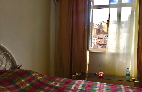 Gumussuyu Mahallesi House | Rent one bedroom apartment in Taksim for a half price