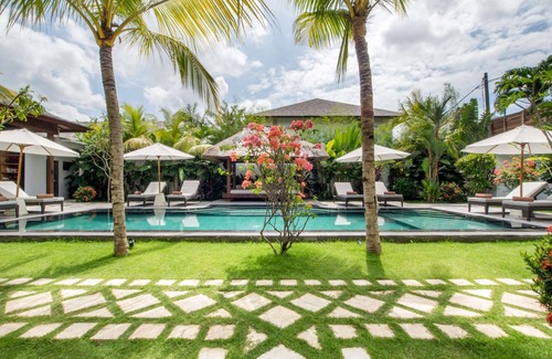 Drupadi Villa | Rent Your Dream Holiday Villa with Private Pool in Seminyak’s most Exclusive Neighbourhood