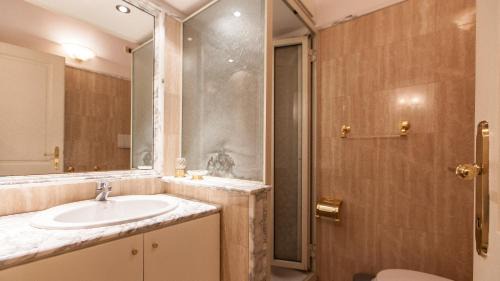 Rione III Colonna Apartment | Rental in Rome - Gambero Suite