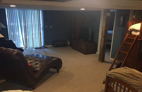 Lawrence House | Rentals on hold due to local ordinance.