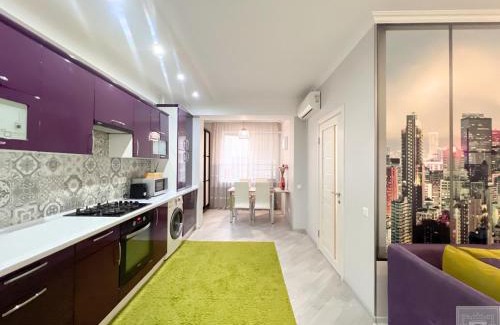 Chisinau Apartment | RentHouse Apartments Deep Purple