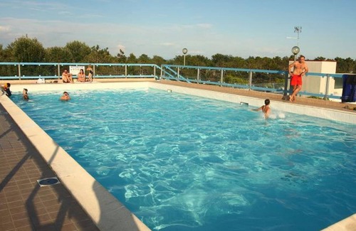Bibione Pineda Apartment | Residence Gemini is an apartmenthouse near the sea (150m), in Bibione Pineda area, with a nice swimm