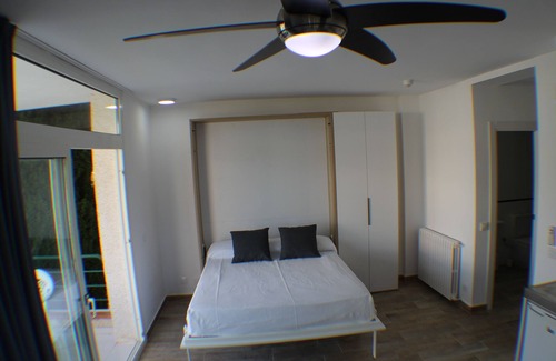 Roses Town Center Resort | Rescator Resort 108 - One Bedroom Resort, Sleeps 4