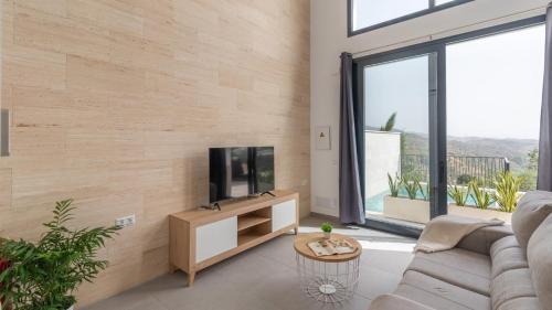 Tolox House | Reserva de las Nieves - Tolox by Ruralidays
